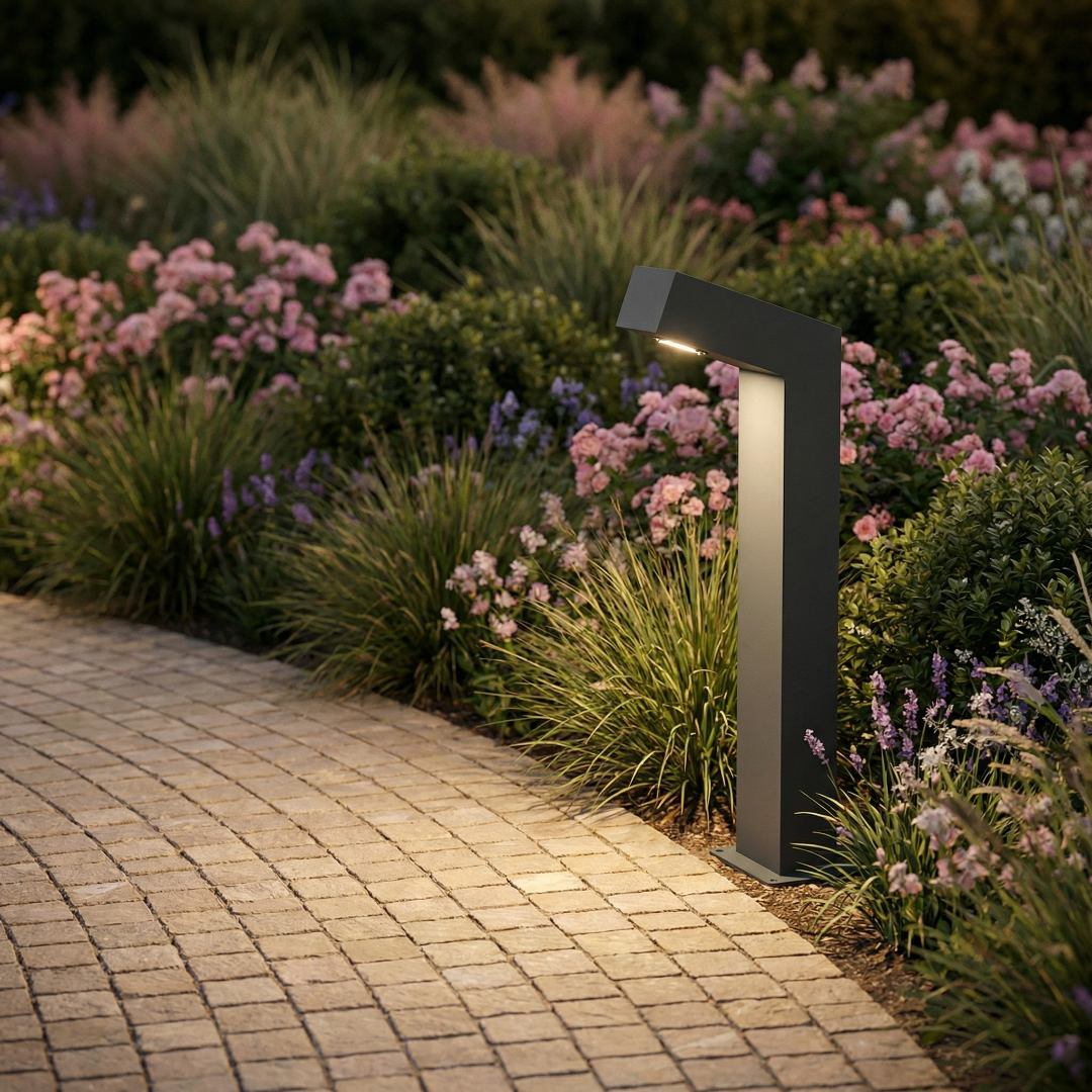 Prague 15W – 30W IP67 Aluminum LED Bollard Luminaire